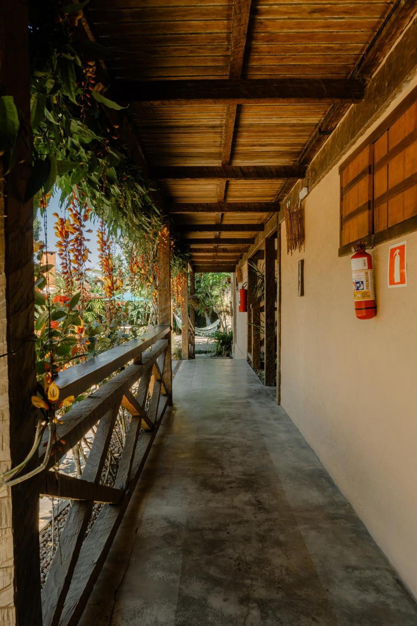 Pouso Do Farol Hotel Ubatuba Buitenkant foto